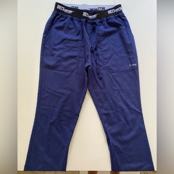 Grey’s Anatomy Blue Navy Scrub Set - Picture 6 of 11